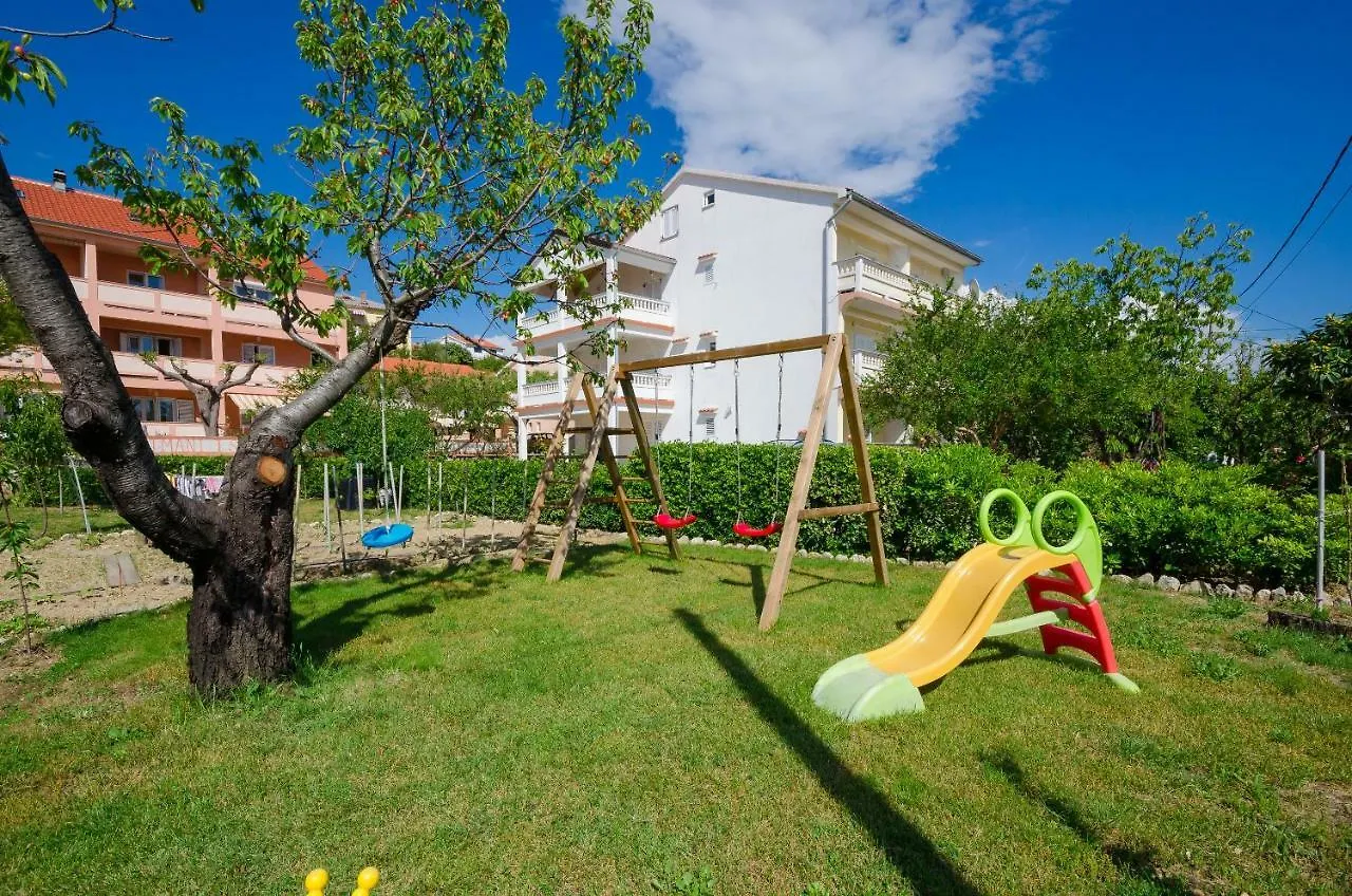 Rooms Lili Palit Croacia
