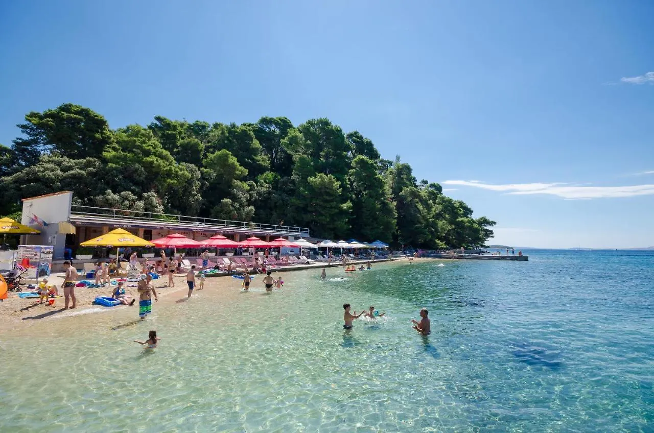 Rooms Lili Palit 3*,  Croacia